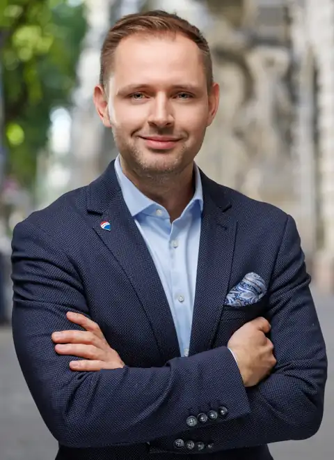 Berger Ádám, a REMAX Prime broker / franchise partnere